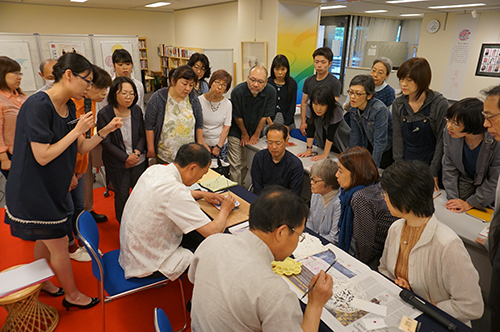 “花的絮语——中国剪纸展”在东京开幕
